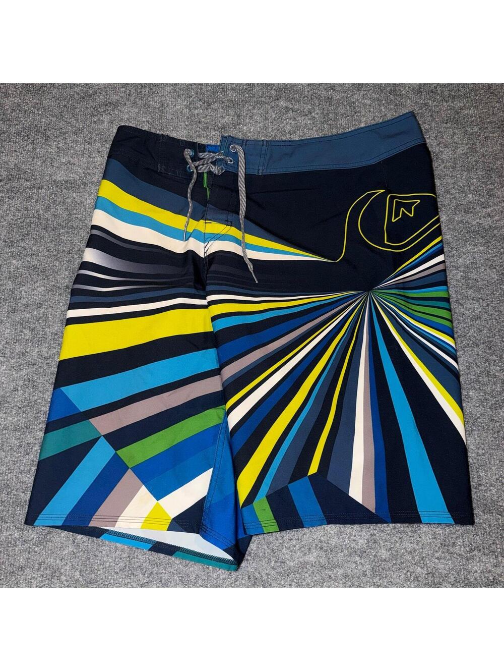 Quiksilver Rising Sun Surf Board Shorts Mens LG 35 VTG Y2K 90s Rare